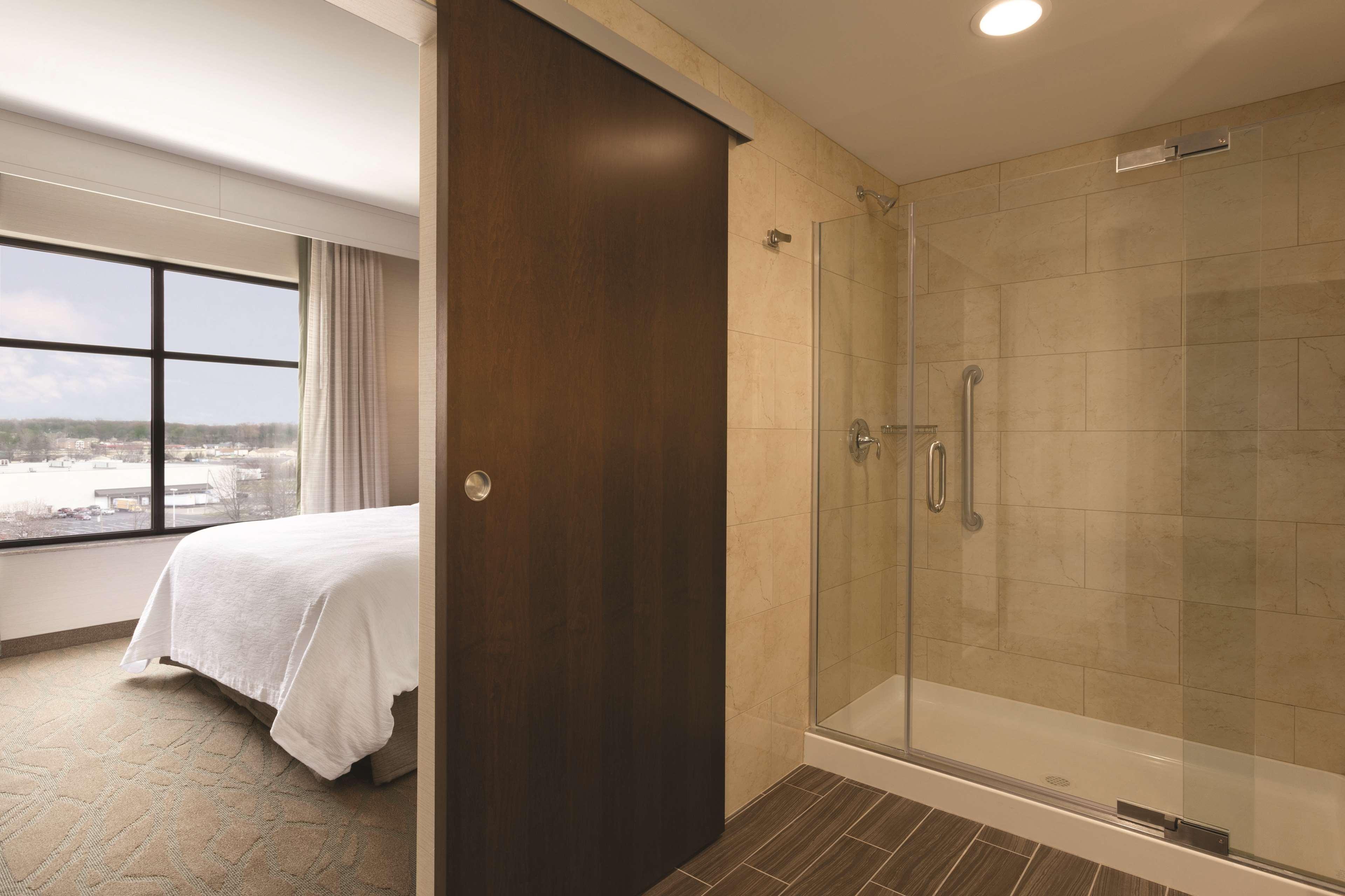 נורת' קנטון Embassy Suites By Hilton Akron Canton Airport מראה חיצוני תמונה
