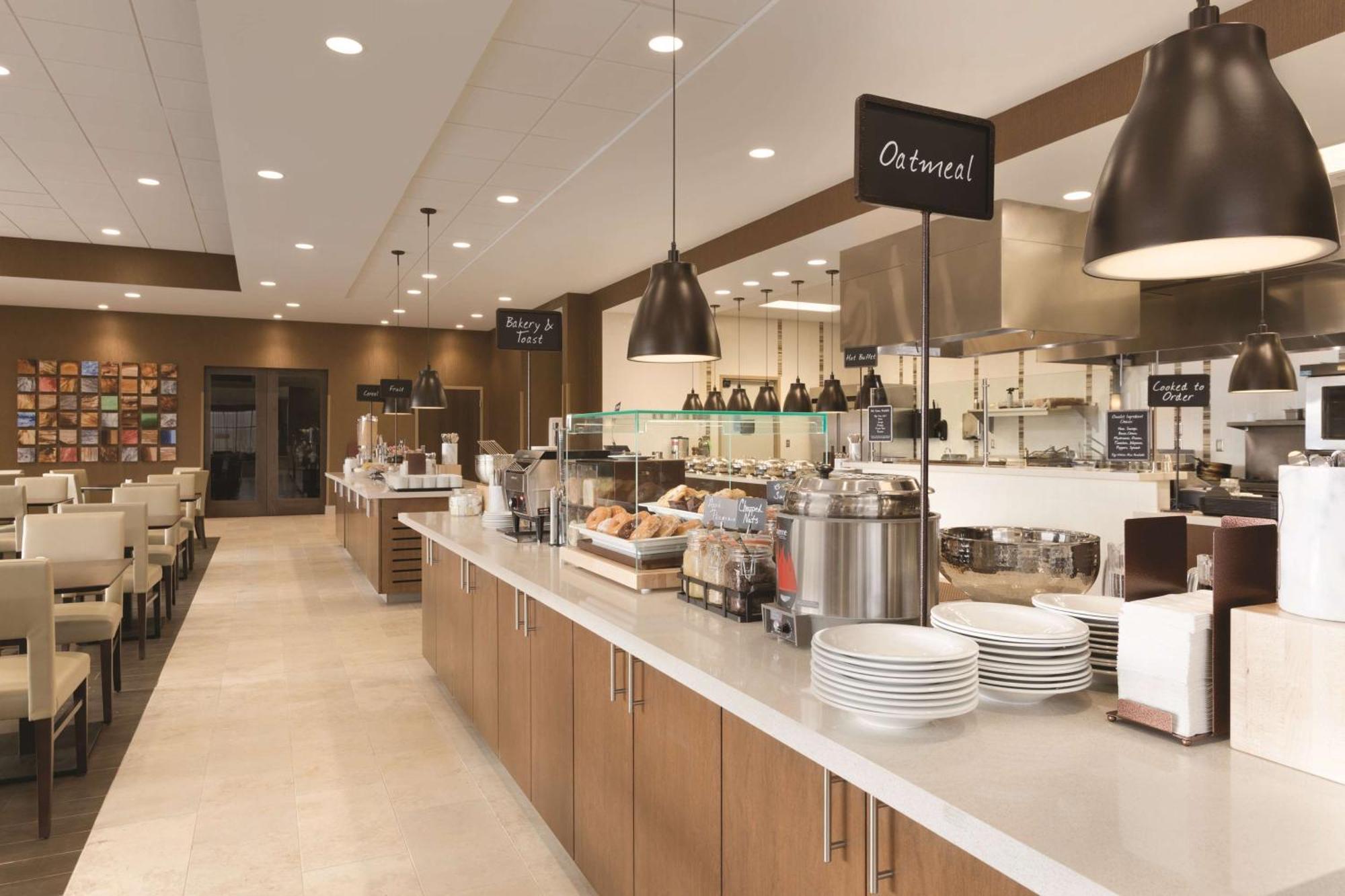 נורת' קנטון Embassy Suites By Hilton Akron Canton Airport מראה חיצוני תמונה